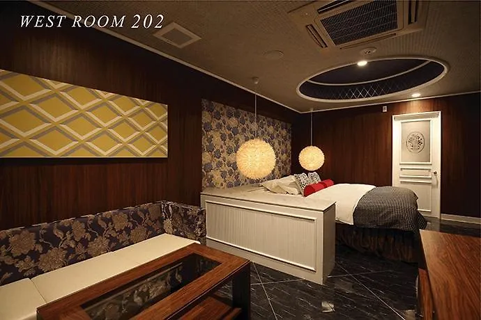 クリスタルゲート京都（大人専用） 2*, 京都市