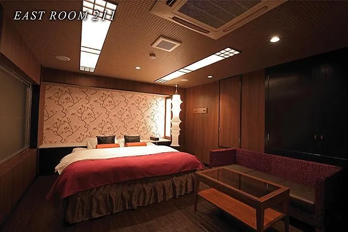 クリスタルゲート京都（大人専用） ラブホテル