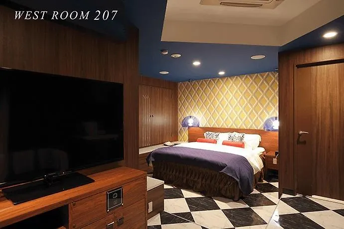 ラブホテル クリスタルゲート京都（大人専用）